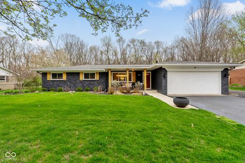 Photo of 1834 Friendship Drive, Indianapolis, IN 46217 (MLS # 22092817)