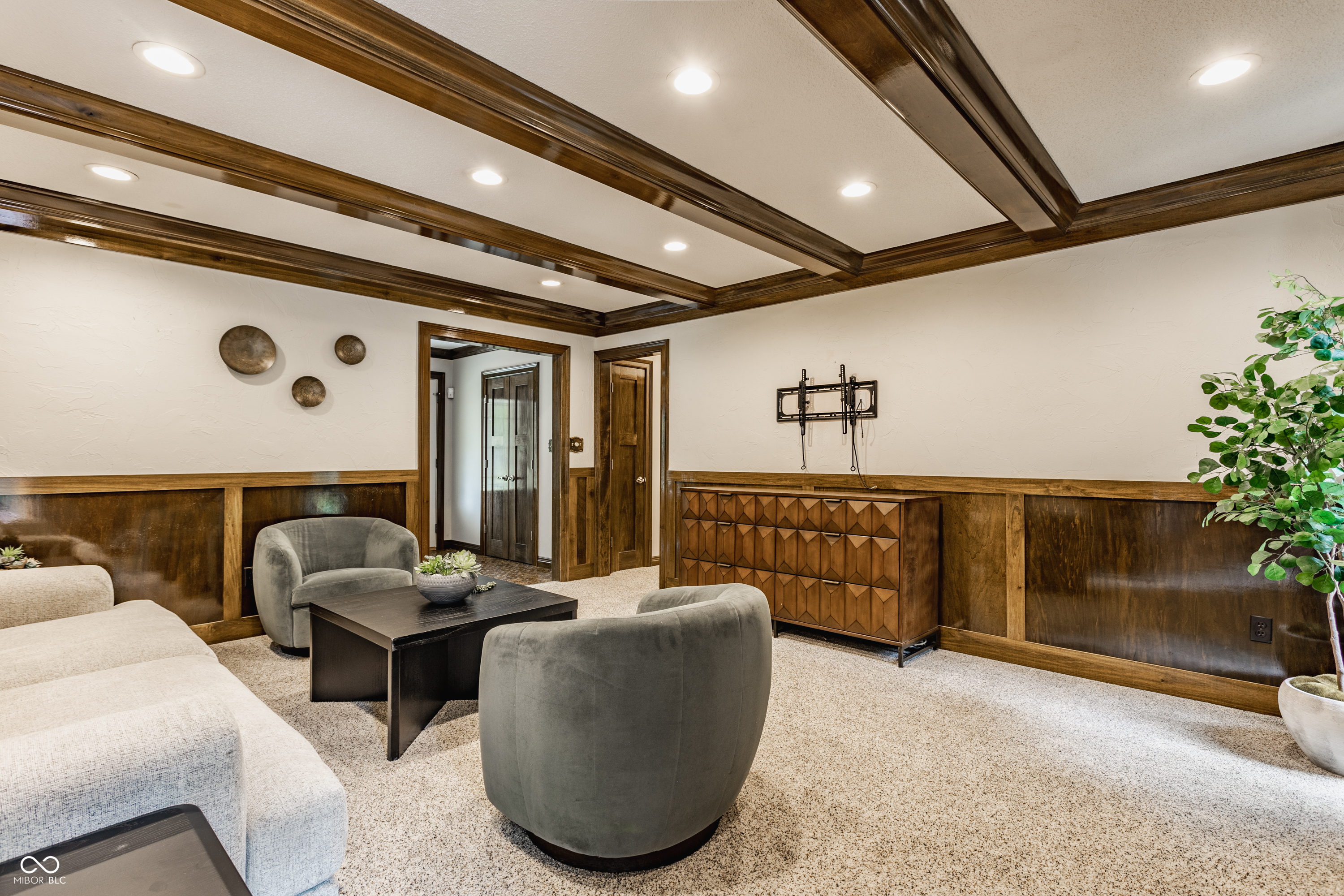 8901 Rocky Ridge Road