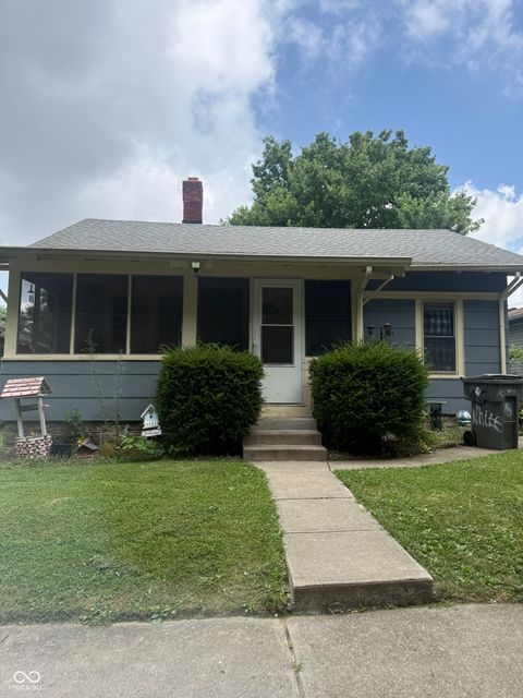Photo of 20 W Southern Avenue, Indianapolis, IN 46225 (MLS # 22112535)