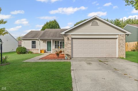 Photo of 4058 Knollwood Avenue, Franklin, IN 46131 (MLS # 22065745)