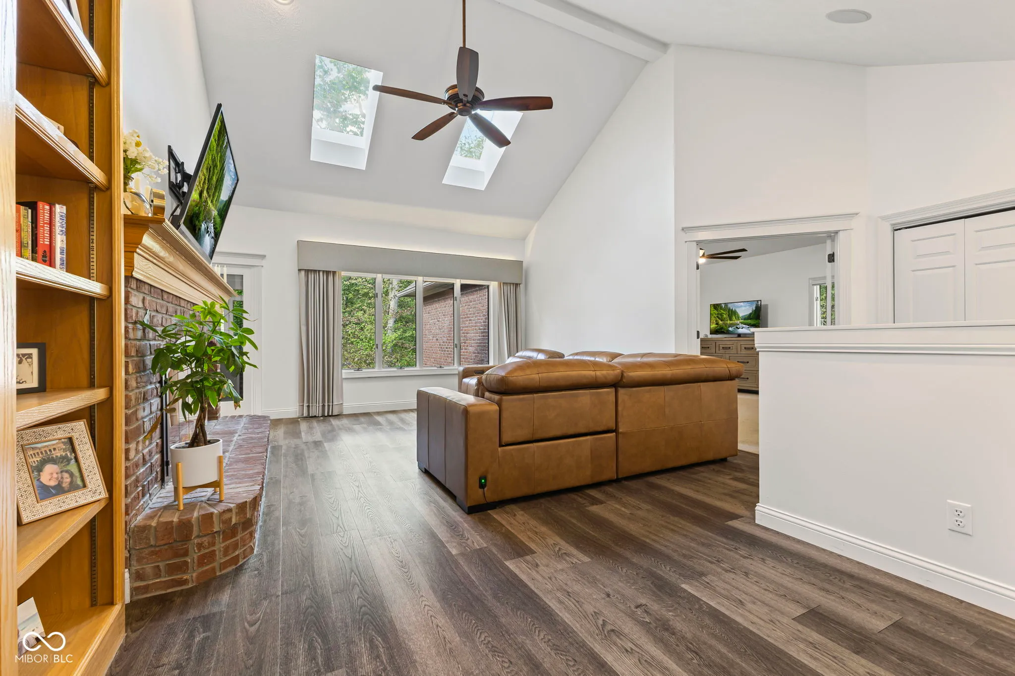 Brownsburg, Indiana 46112, United States, 4 Bedrooms Bedrooms, ,4 BathroomsBathrooms,Residential,Active,227121