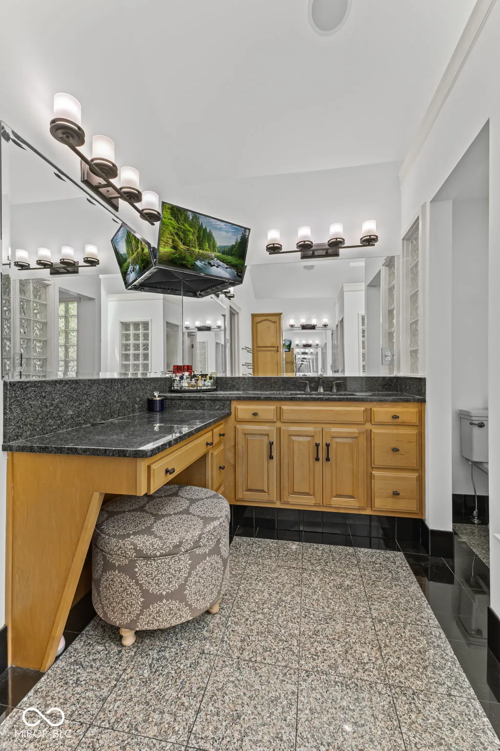 Brownsburg, Indiana 46112, United States, 4 Bedrooms Bedrooms, ,4 BathroomsBathrooms,Residential,Active,227121