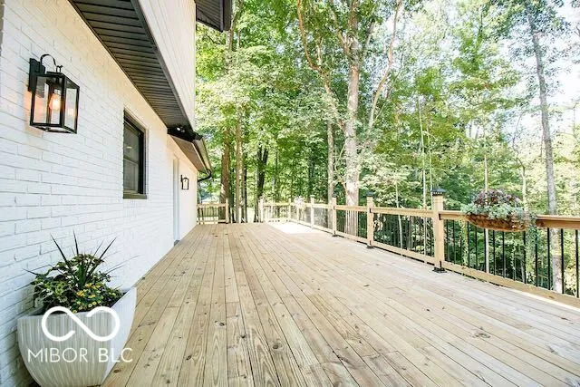 Columbus, Indiana 47203, United States, 6 Bedrooms Bedrooms, ,4 BathroomsBathrooms,Residential,Pending,46624