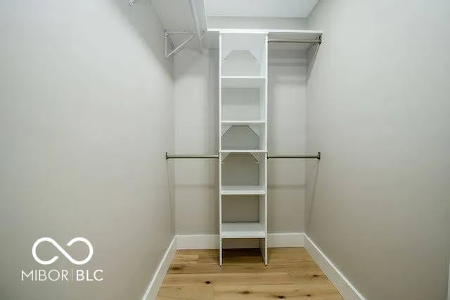 Columbus, Indiana 47203, United States, 6 Bedrooms Bedrooms, ,4 BathroomsBathrooms,Residential,Pending,46624