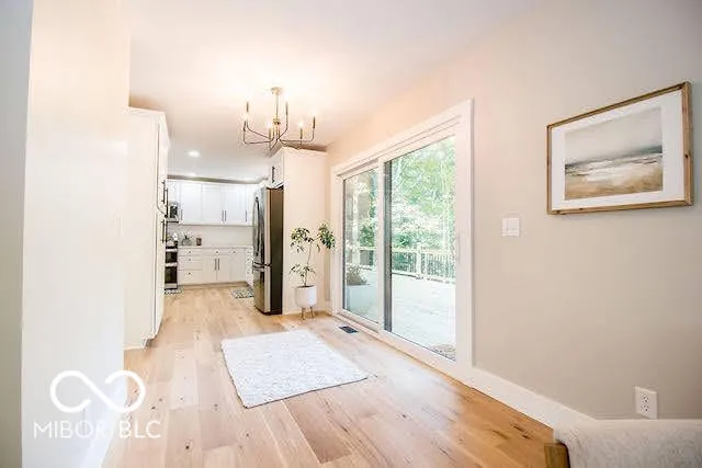 Columbus, Indiana 47203, United States, 6 Bedrooms Bedrooms, ,4 BathroomsBathrooms,Residential,Pending,46624