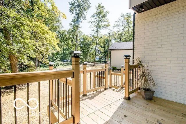 Columbus, Indiana 47203, United States, 6 Bedrooms Bedrooms, ,4 BathroomsBathrooms,Residential,Pending,46624