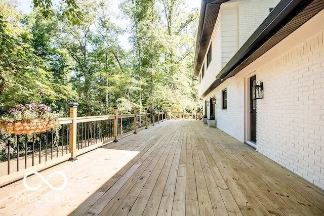 Columbus, Indiana 47203, United States, 6 Bedrooms Bedrooms, ,4 BathroomsBathrooms,Residential,Pending,46624