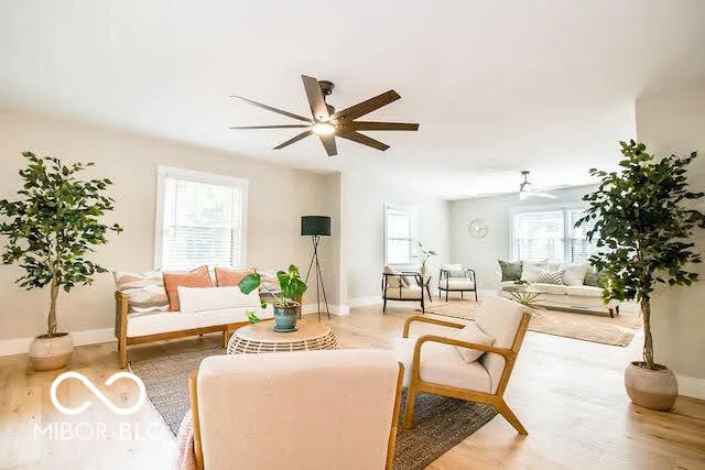 Columbus, Indiana 47203, United States, 6 Bedrooms Bedrooms, ,4 BathroomsBathrooms,Residential,Pending,46624