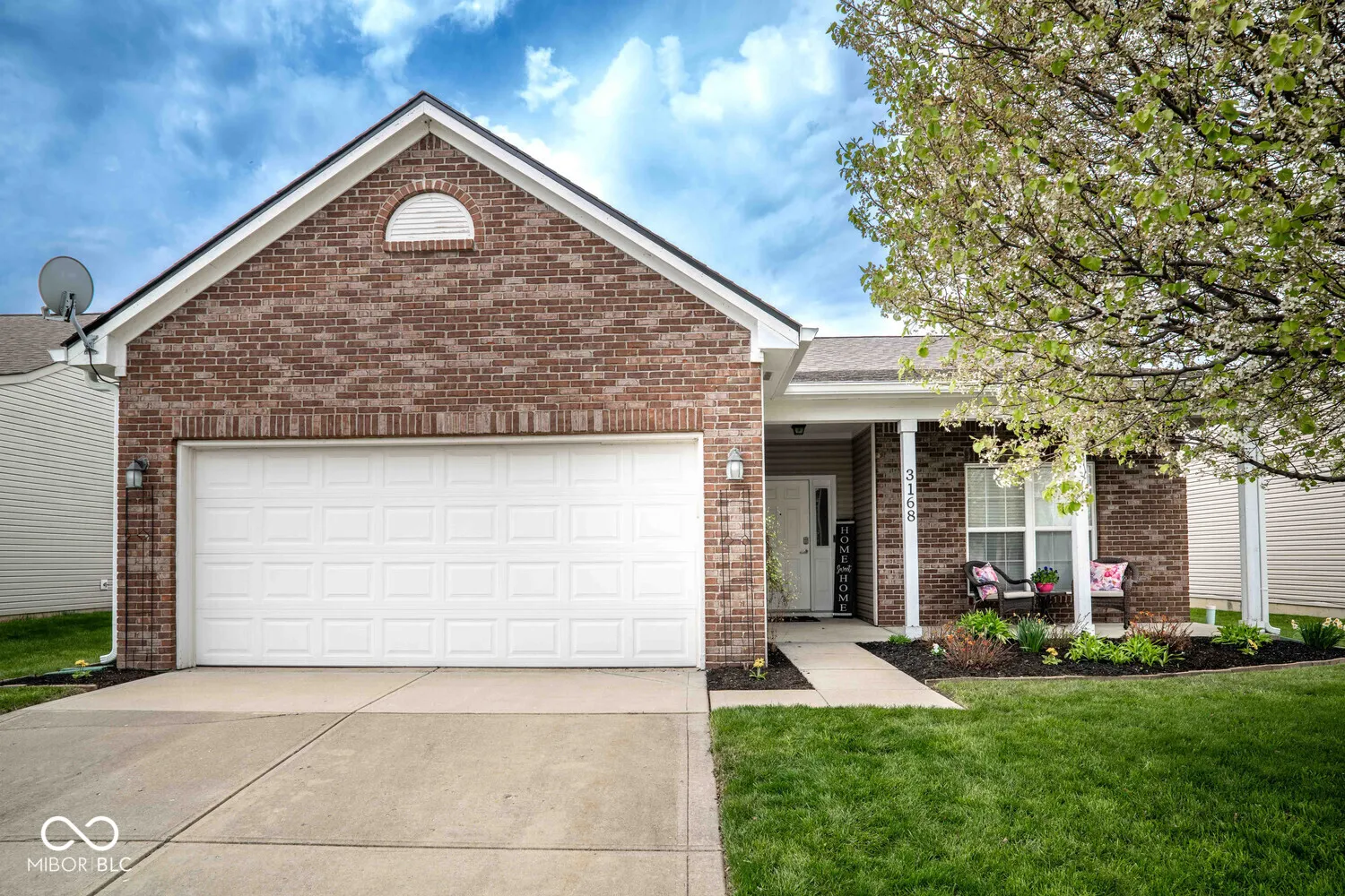 Whiteland, Indiana 46184, United States, 3 Bedrooms Bedrooms, ,2 BathroomsBathrooms,Residential,Pending,110102