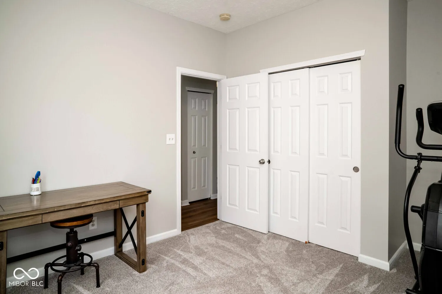 Whiteland, Indiana 46184, United States, 3 Bedrooms Bedrooms, ,2 BathroomsBathrooms,Residential,Pending,110102