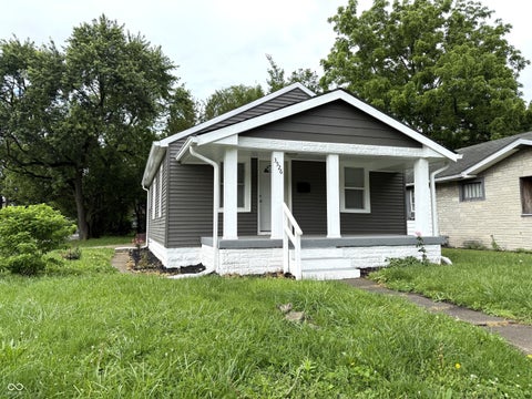 Photo of 3526 E Vermont Street, Indianapolis, IN 46201 (MLS # 22104546)