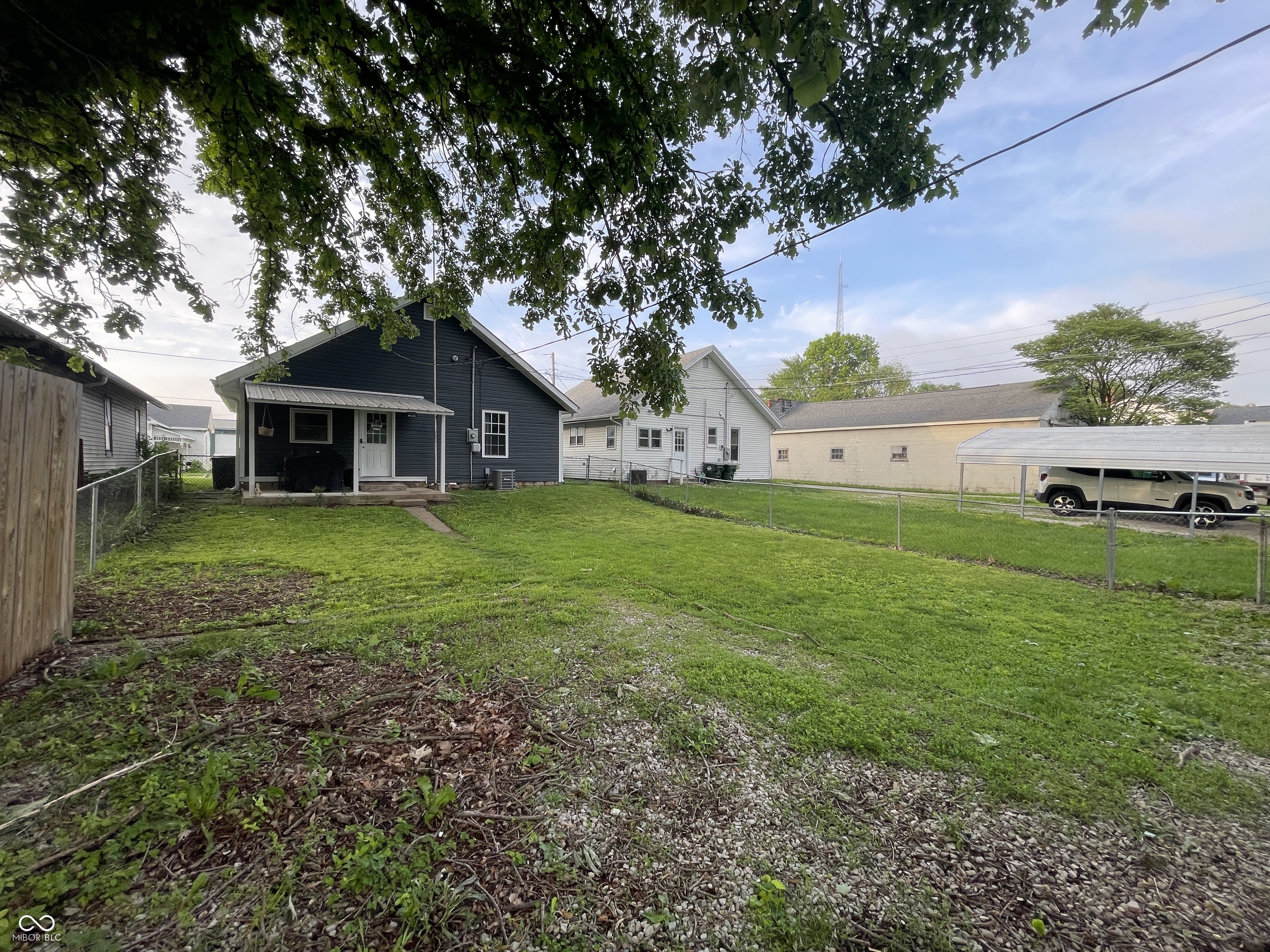 209 W McKee Street