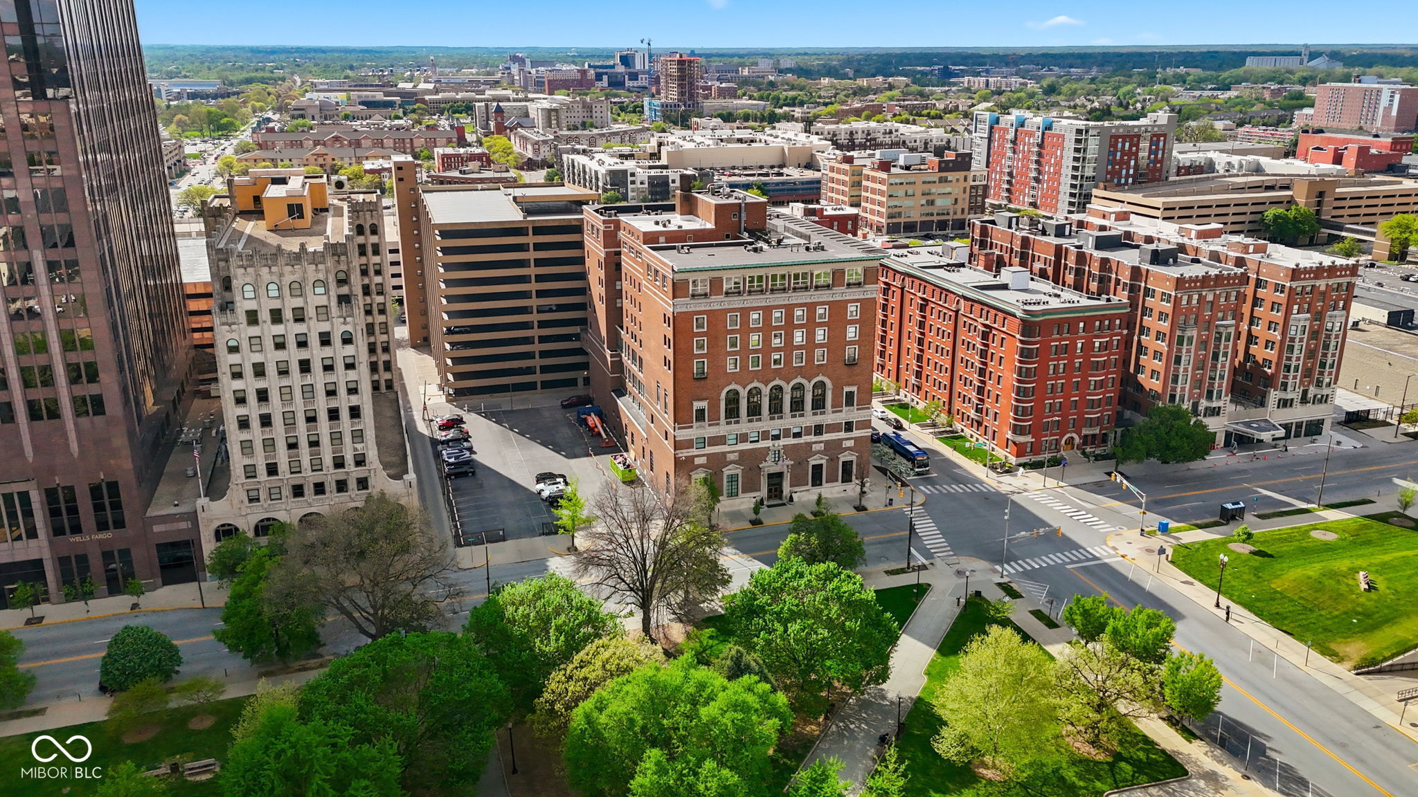 350 N Meridian Street 403