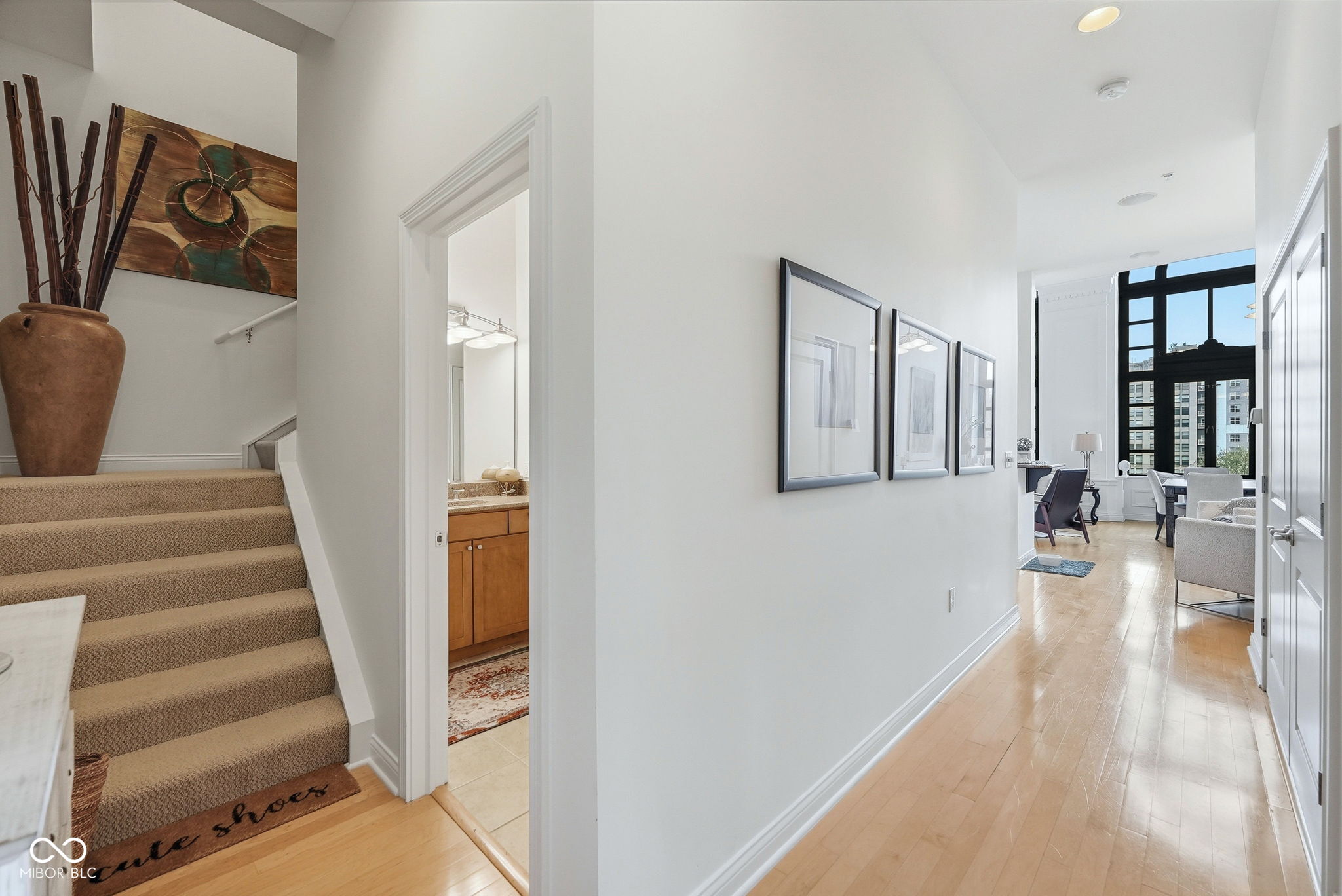 350 N Meridian Street 403