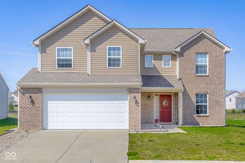 Photo of 4148 Ashworth Lane, Columbus, IN 47201 (MLS # 22092302)