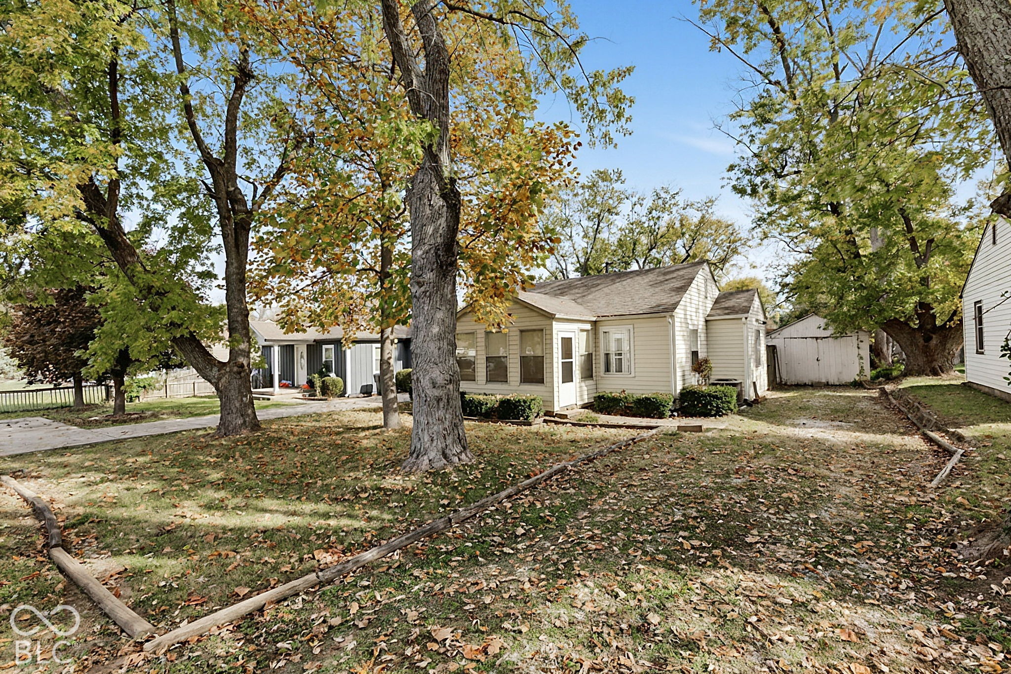 5869 Villa Avenue