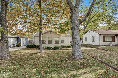 Photo of 5869 Villa Avenue, Indianapolis, IN 46227 (MLS # 22132801)