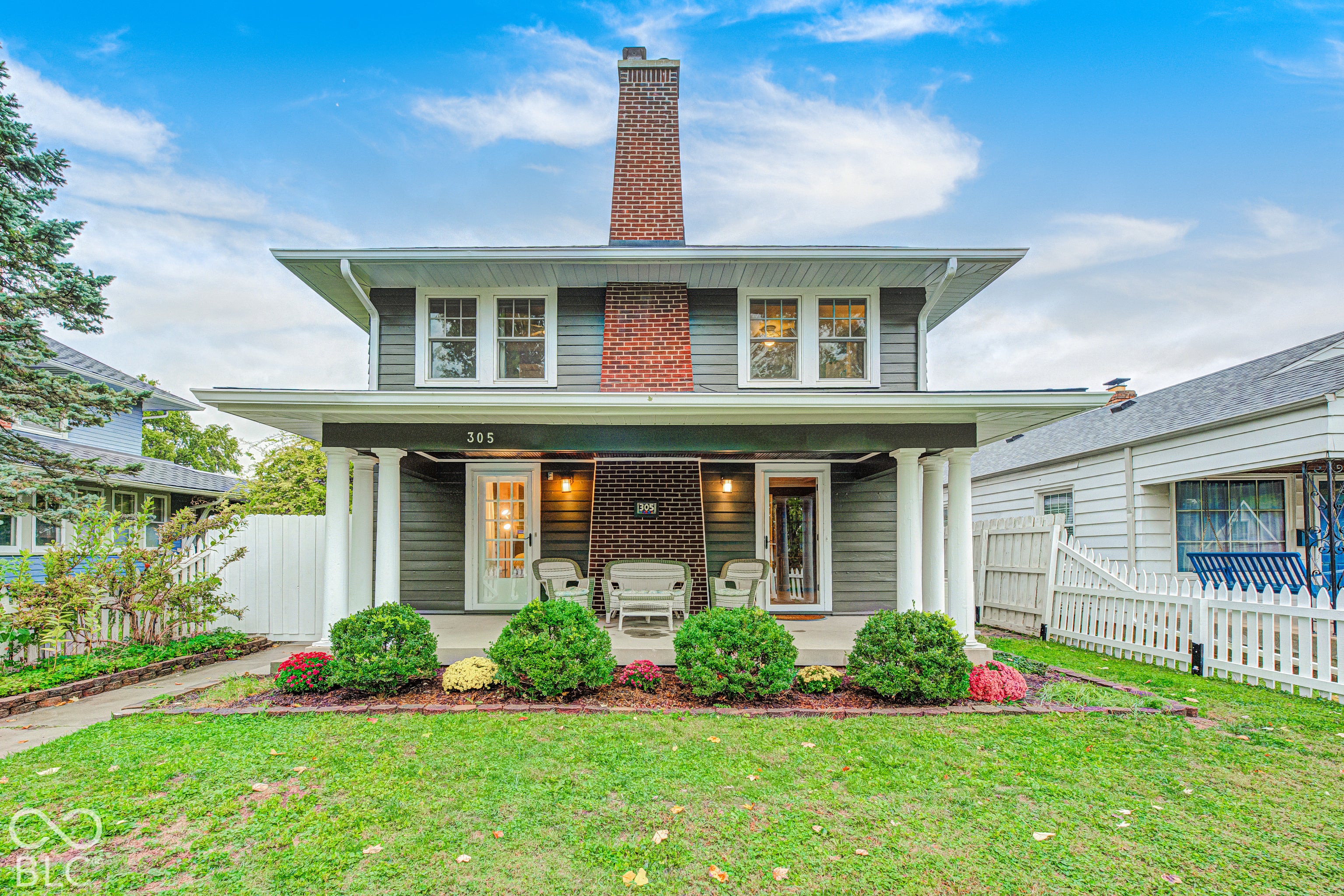 305 N Ridgeview Drive