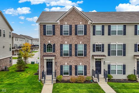 Photo of 17252 Henslow Drive, Westfield, IN 46074 (MLS # 22050146)