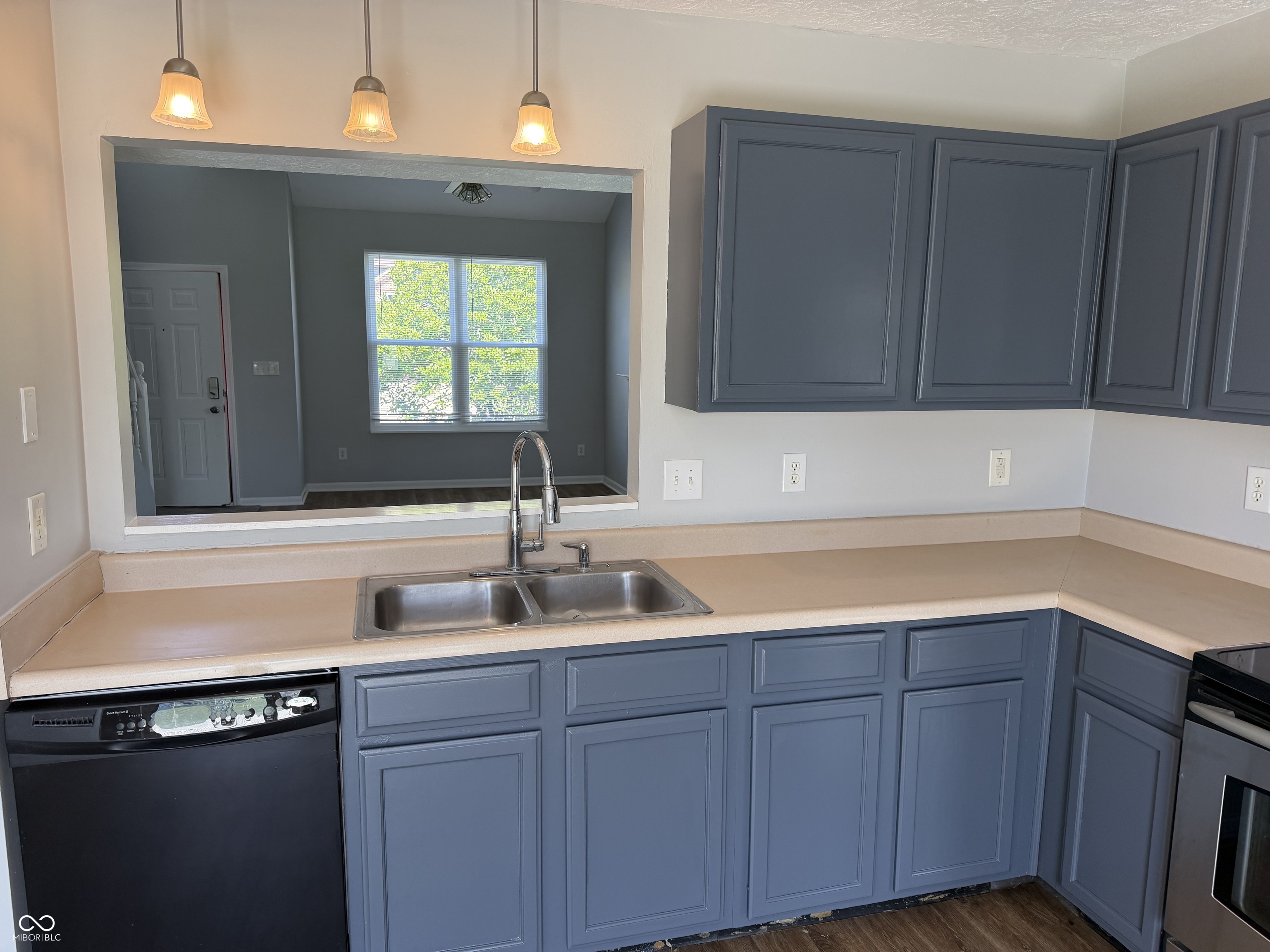 1411 Backwater Drive