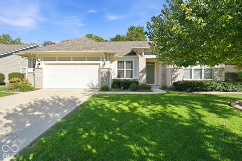 Photo of 15774 Hargray Drive, Noblesville, IN 46062 (MLS # 22118166)