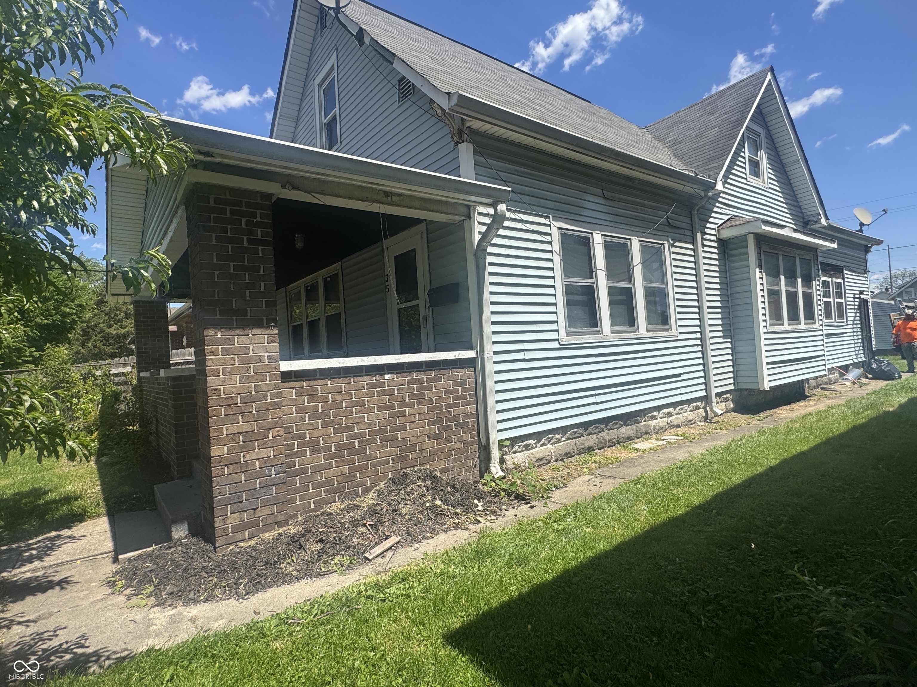 35 N Euclid Avenue