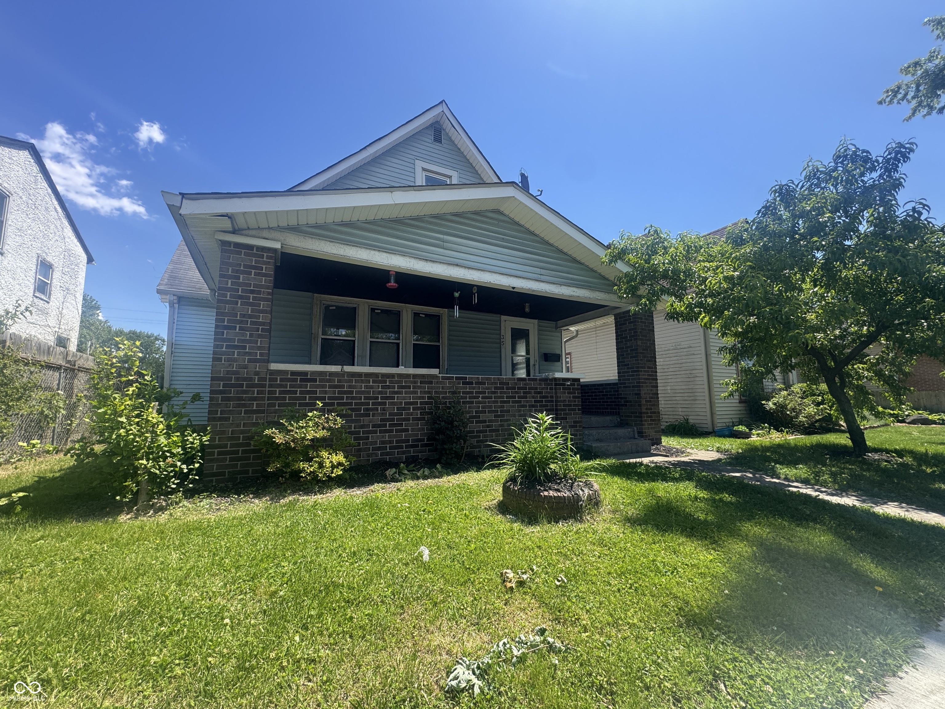 35 N Euclid Avenue