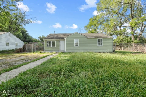 Photo of 4705 Prospect Street, Indianapolis, IN 46203 (MLS # 22125399)