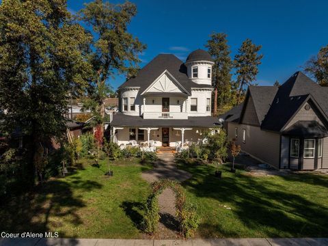 Photo of 908 FREDERICK Ave, Spokane, WA 99205 (MLS # 26-2112)