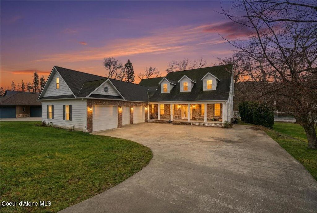 Photo of 322 Coho, Post Falls, ID 83854 (MLS # 26-915)