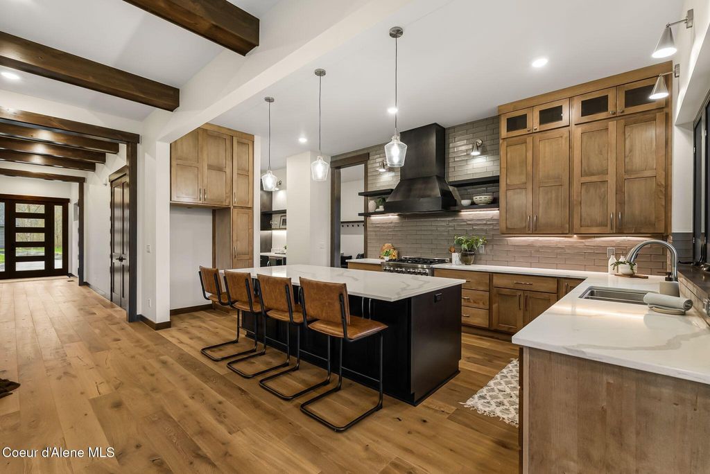 Photo of 11 Alpenrose Ln, Sandpoint, ID 83864 (MLS # 26-3598)