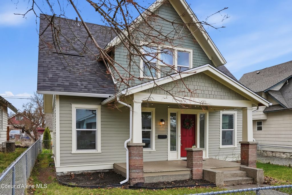 Photo of 710 Illinois Ave, Spokane, WA 99207 (MLS # 26-2322)