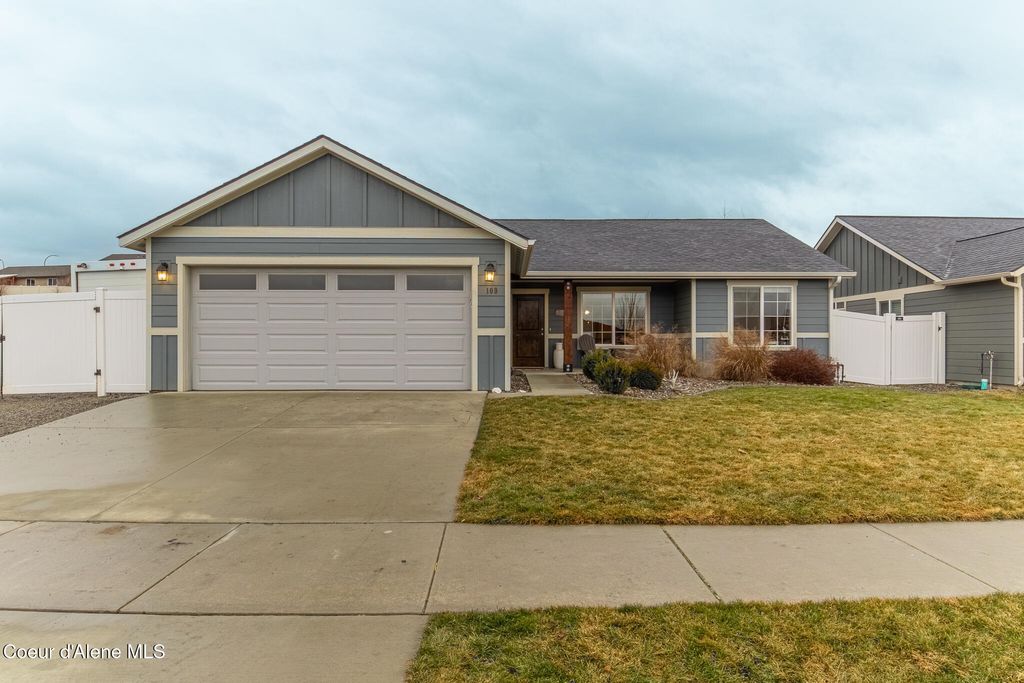 Photo of 109 Tennessee Ave, Post Falls, ID 83854 (MLS # 26-1076)