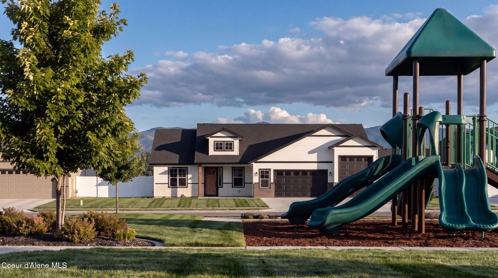Photo of 12285 Rochester Ave, Post Falls, ID 83854 (MLS # 26-10157)