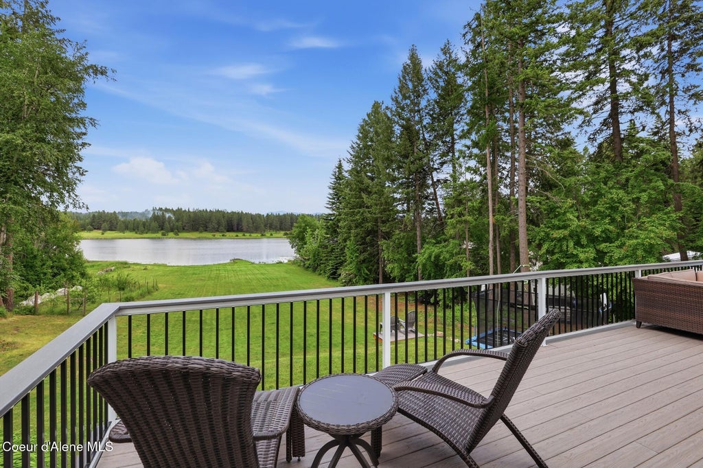 Photo of 15720 Ridgeway Ln, Hayden, ID 83835 (MLS # 26-10323)