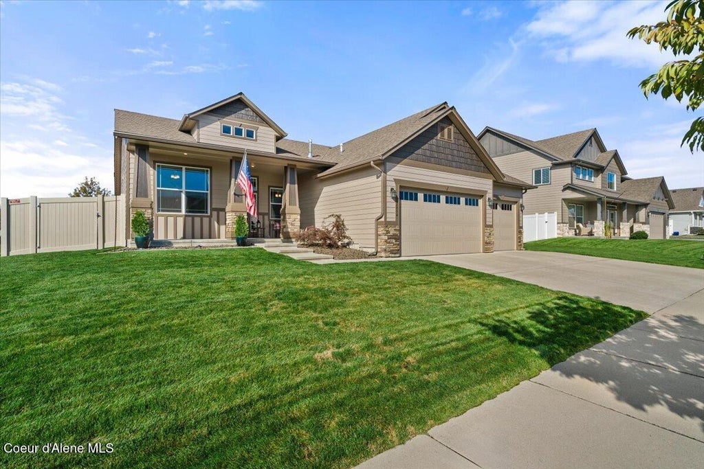 Photo of 2054 Ivory Ln, Post Falls, ID 83854 (MLS # 26-10088)