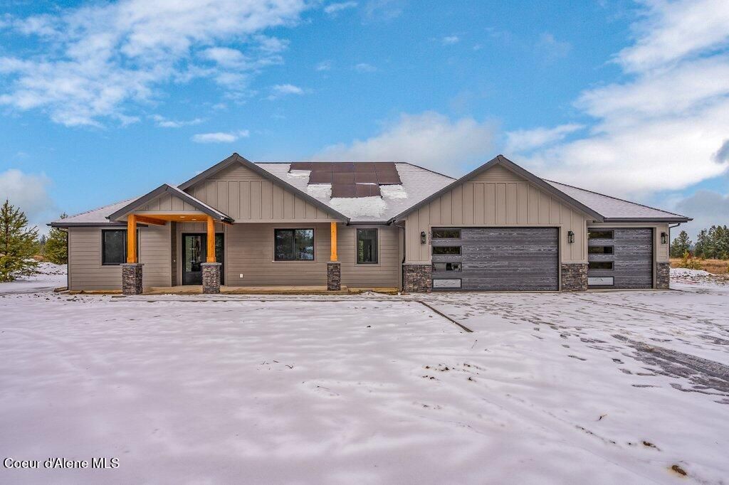 Photo of 508 Slaton Ln, Deer Park, WA 99006 (MLS # 26-146)