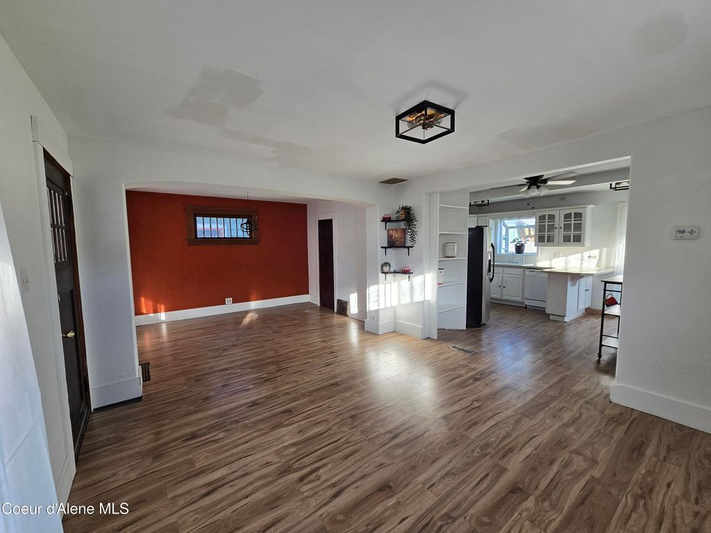 Photo of 312 Park Ave, Mullan, ID 83846 (MLS # 26-190)