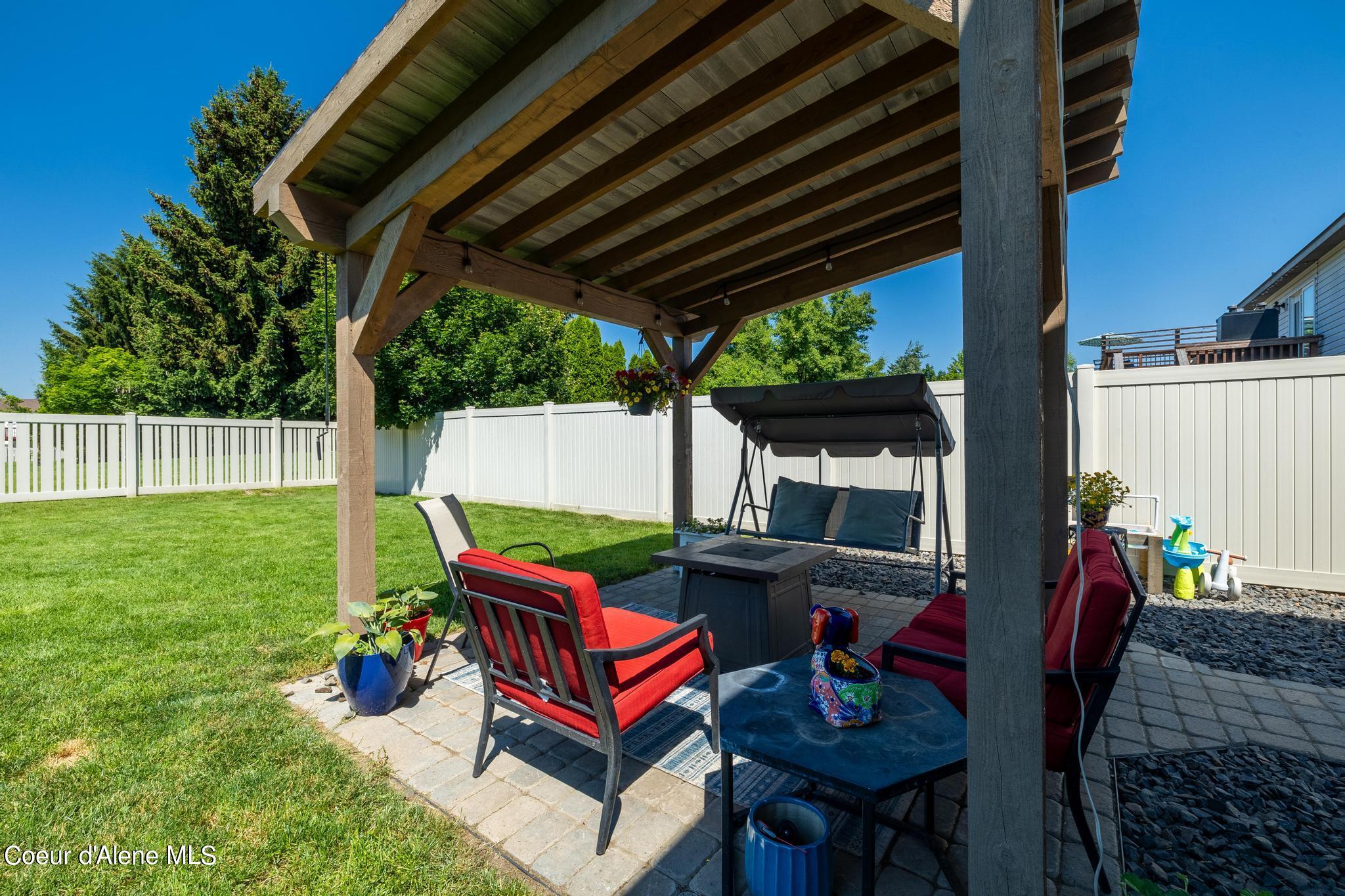 Post Falls, Idaho 83854, United States, 4 Bedrooms Bedrooms, ,2 BathroomsBathrooms,Residential,Pending,46826