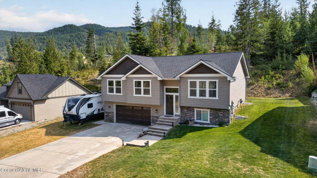 Photo of 205 Old Farm RD, Pinehurst, ID 83850 (MLS # 26-8439)