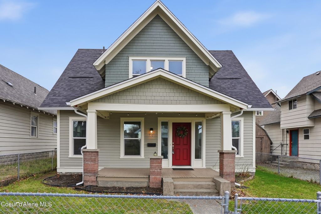 Photo of 710 Illinois Ave, Spokane, WA 99207 (MLS # 26-2321)