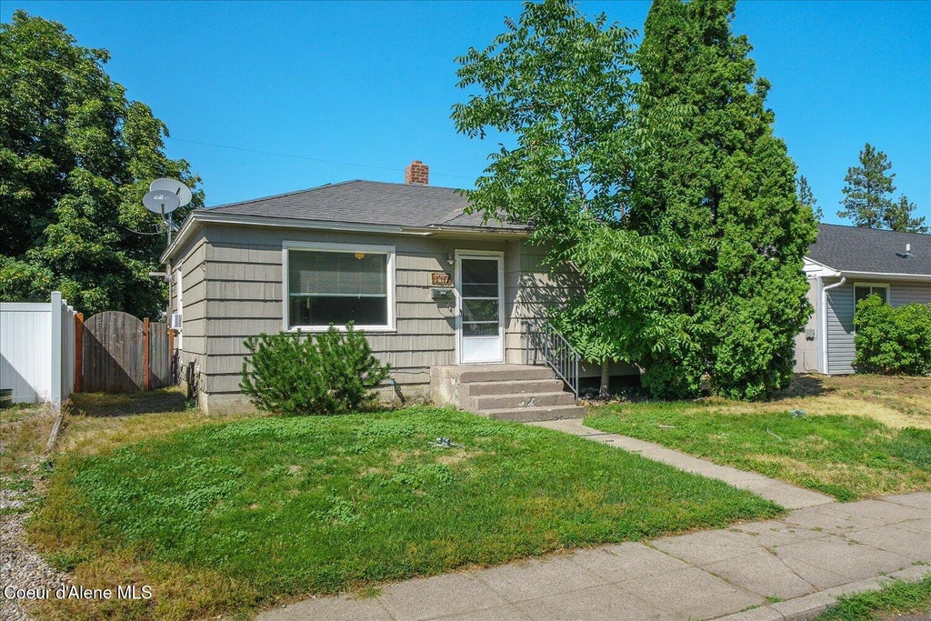Photo of 1317 33rd AVE, Spokane, WA 99203 (MLS # 26-7748)