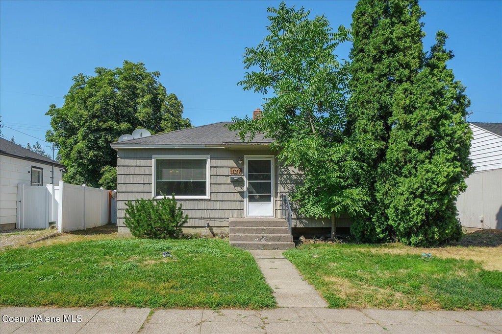 Photo of 1317 33rd AVE, Spokane, WA 99203 (MLS # 26-7748)