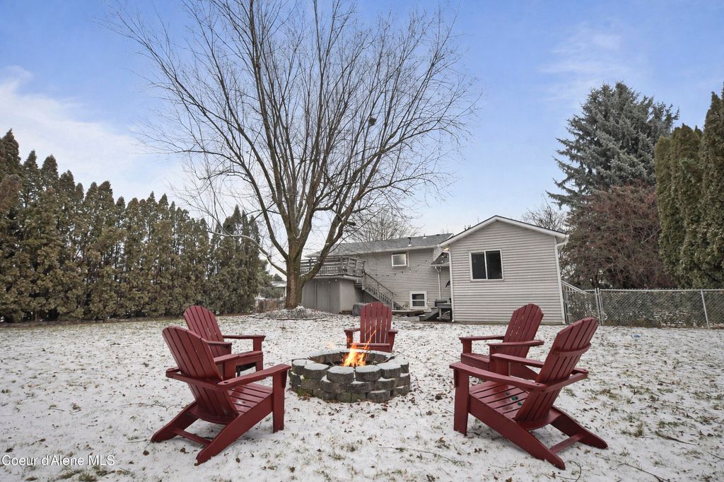 Photo of 206 MOEN St, Spokane Valley, WA 99016 (MLS # 26-307)