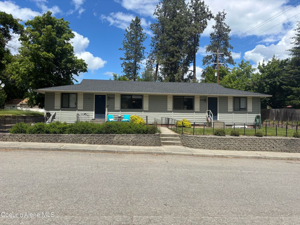 Photo of 1637/1639 STINER AVE, Coeur dAlene, ID 83815 (MLS # 26-5895)