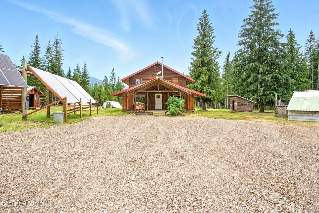 Photo of 475 Old Range Rd, Clark Fork, ID 83811 (MLS # 25-6609)