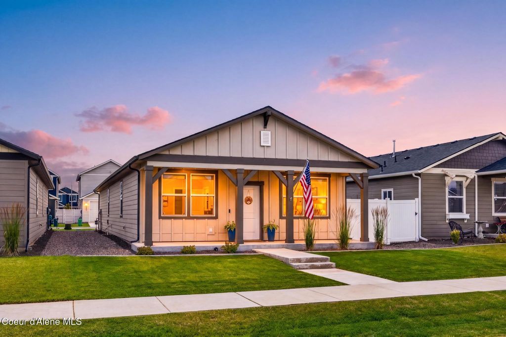 Photo of 5138 Norma Ave, Post Falls, ID 83854 (MLS # 26-7396)