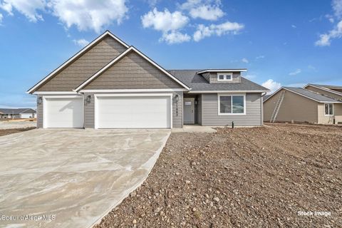 Photo of 11834 ENTWISTLE Way, Rathdrum, ID 83858 (MLS # 26-1397)