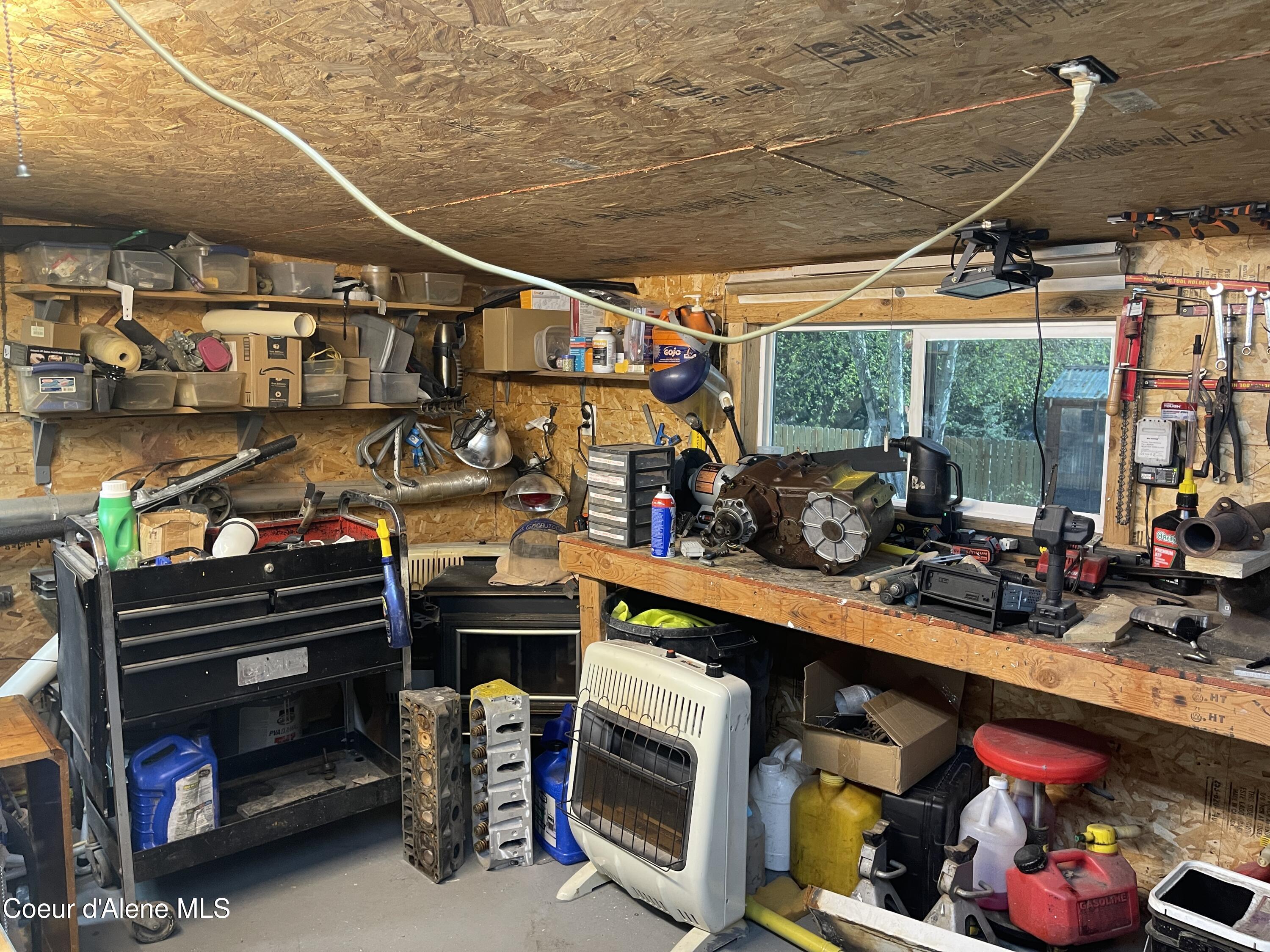 385 Upland Dr, Sandpoint, Alaska image 5