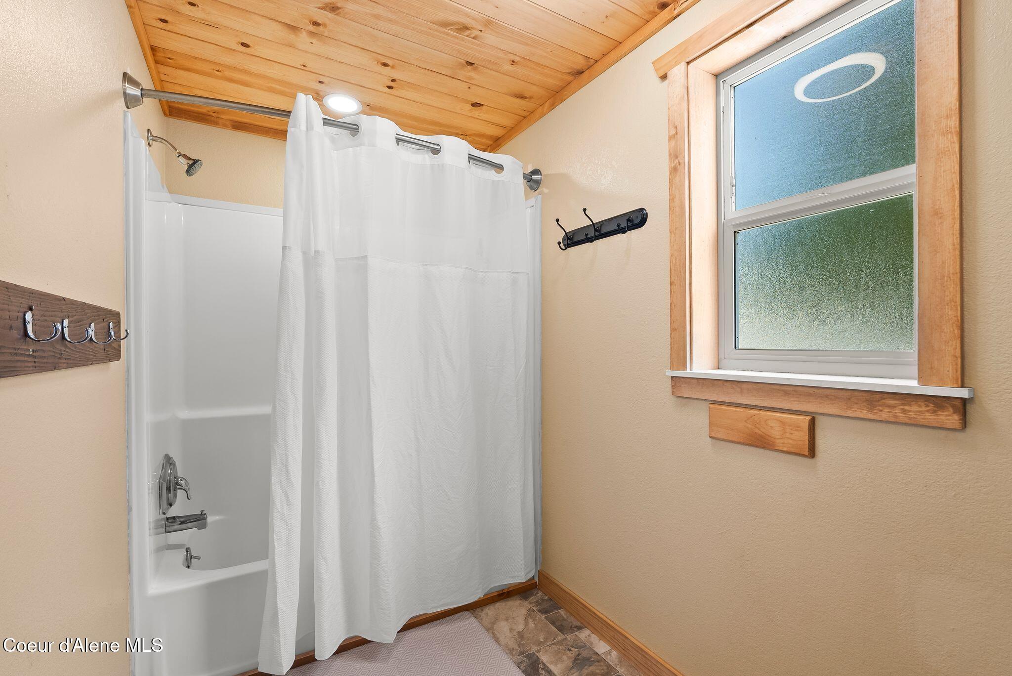 426 E Selle Rd, Sandpoint, Alaska image 35